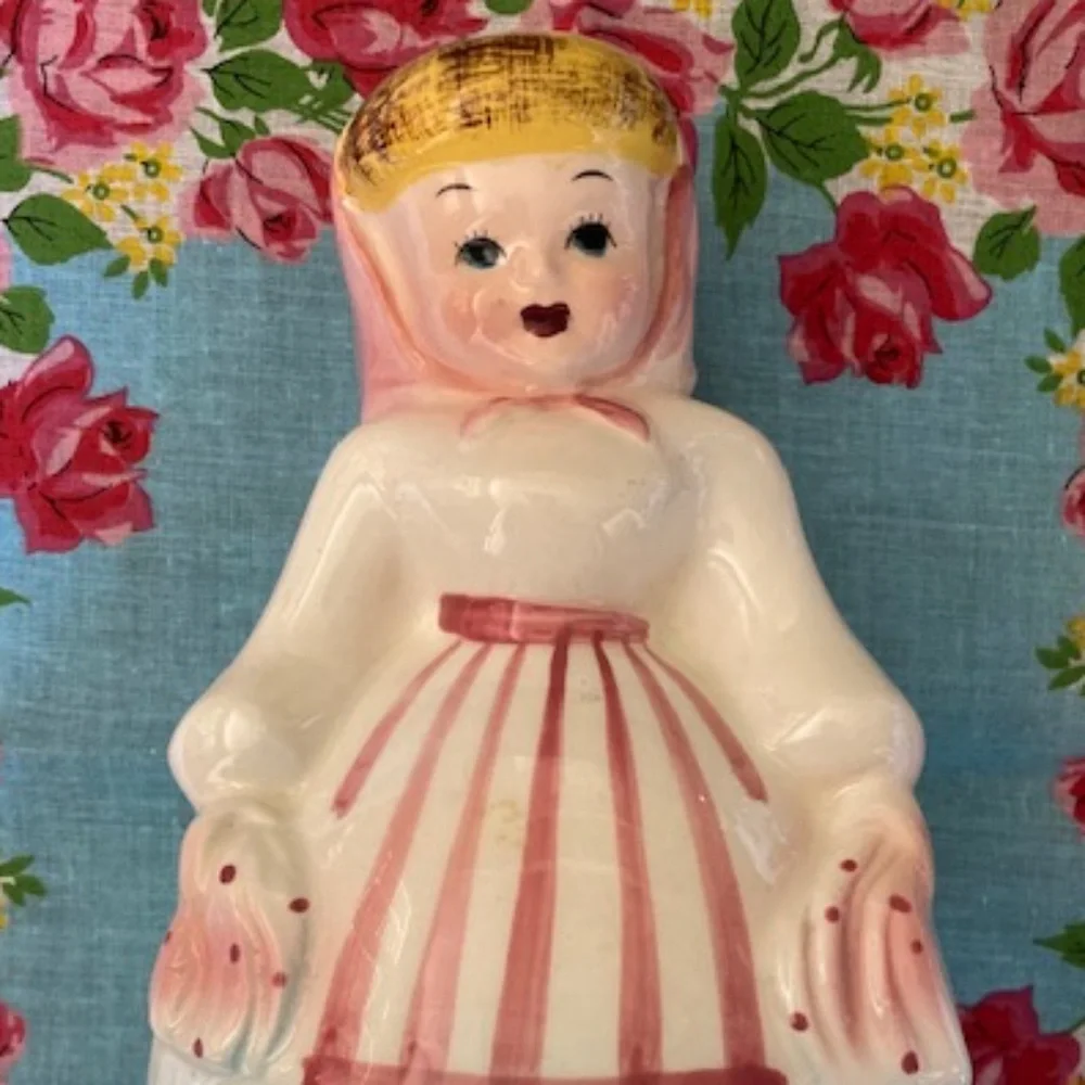 Vintage Kleanser Kate Powder Shaker - Picture 2 of 7